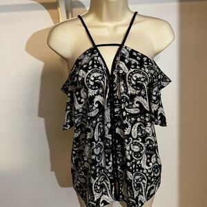 Black and White Paisley Women's Top